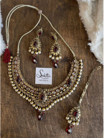 Gold Choker Necklace