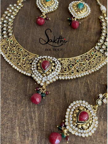 Gold Choker Necklace