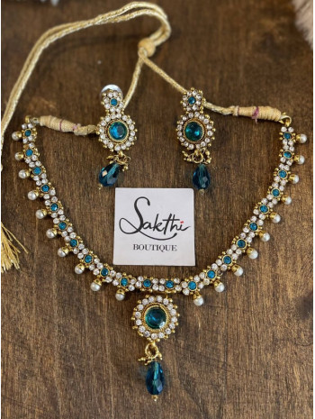 Gold Choker Necklace