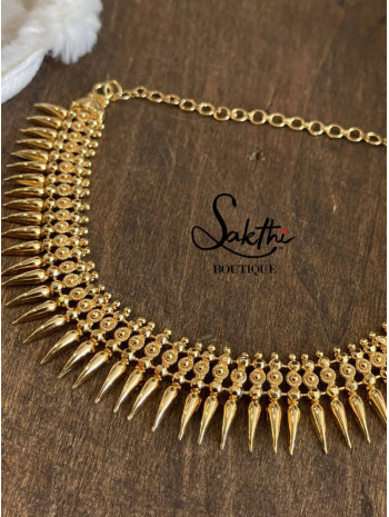 Gold Choker Necklace