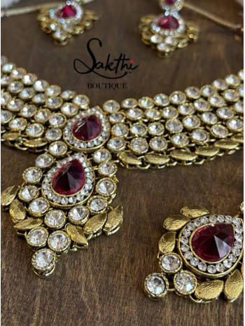 Gold Choker Necklace