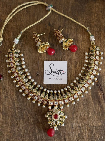 Gold Choker Necklace