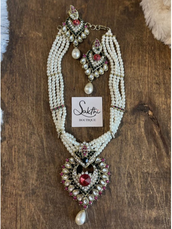 Gold Aaram Necklace